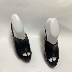 Christian Louboutin Lady Sandal Size 38/7.5 Black Leather Heels Slip On Flaws